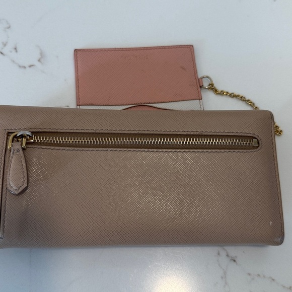 Prada Saffiano leather wallet - Picture 7 of 13